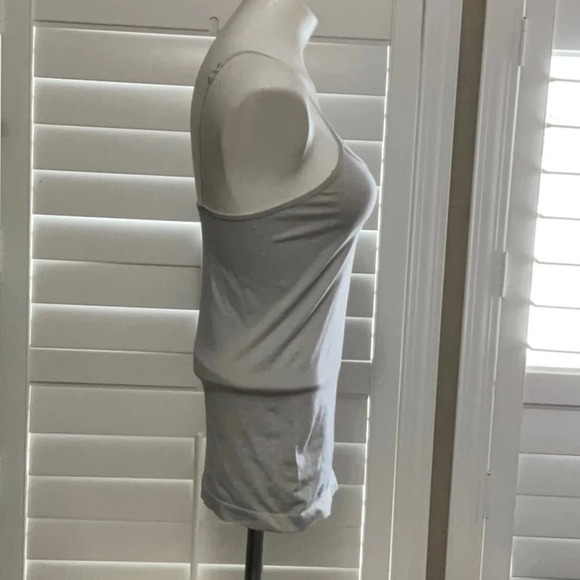 Muscle Tee - Picture 2 of 5